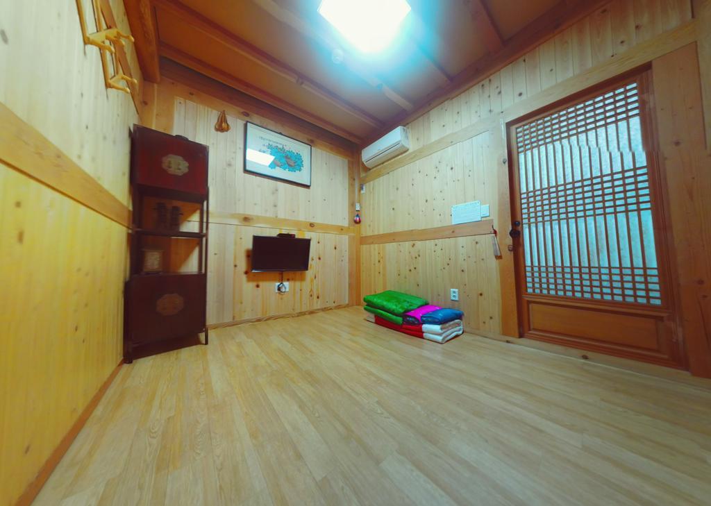 Hanok Guesthouse Jangsoo Jeonju Habitación foto